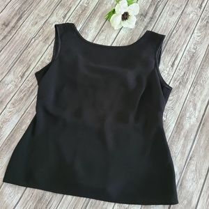 Black sleeve less blouse